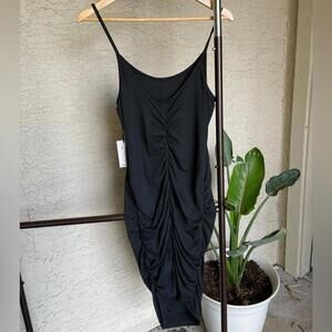 nwt Icon Apperal rounched back spaghetti strap black dress brand new Large